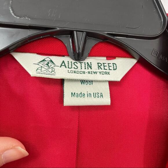 Austin Reed, 100% Worsted Wool Blazer, Size 8. Vintage! In good used condition! - Picture 5 of 13